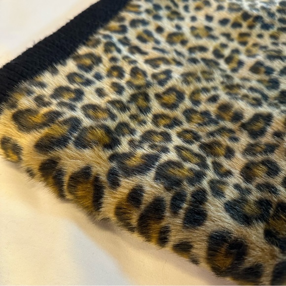 Banana Republic Circle Scarf - Picture 1 of 3